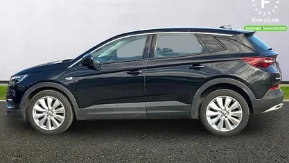 Used Vauxhall Grandland X Elite 131 HP (96 kW) 2020 Black SUV