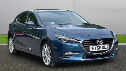 Używany Mazda 3 Inclusive 120 KM (88 kW) 2017 Niebieski Hatchback