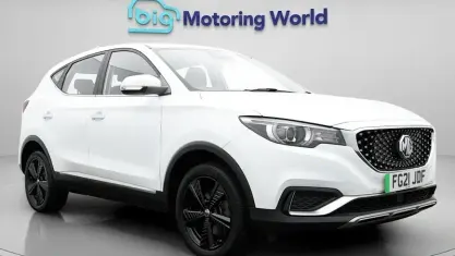Used MG ZS Excite 105 kW (143 HP) 2021 White SUV