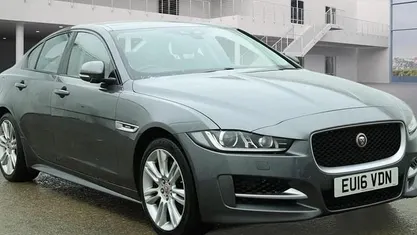 Used Jaguar XE R-Sport 240 HP (176 kW) 2016 Grey Sedan