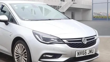 Used Vauxhall Astra Elite 136 HP (100 kW) 2019 Hatchback