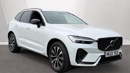 Used Volvo XC60 Plus 197 HP (144 kW) 2022 Crystal white SUV
