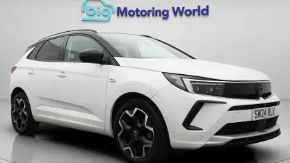 Second-hand Vauxhall Grandland X Ultimate 131 CP (96 kW) 2024 Alb SUV
