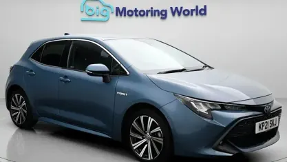 Used Toyota Corolla Design 122 HP (89 kW) 2022 Hatchback