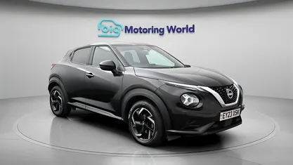 Second-hand Nissan Juke N-Connecta 114 CP (83 kW) 2023 Negru SUV
