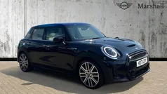 Enigmatic black metallic Used 2022 Mini Cooper S Comfort Hatchback | £22,457 (Fair price)