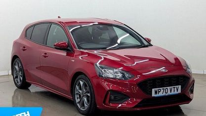 Używany Ford Focus ST-Line 120 KM (88 kW) 2020 Czerwony Hatchback