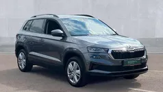 Graphite grey metallic Used 2025 Skoda Karoq SE Drive SUV | £23,250 (Fair price)