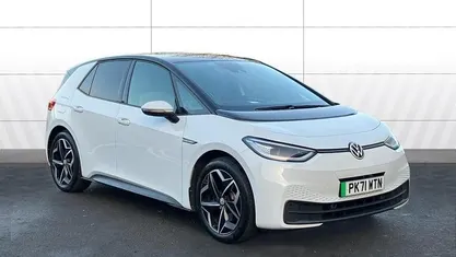 White Used 2021 VW ID.3 Pro Hatchback | £14,877 (Fair price)