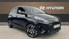 Black Used 2024 Hyundai i10 Premium Hatchback | £15,784 (Fair price)