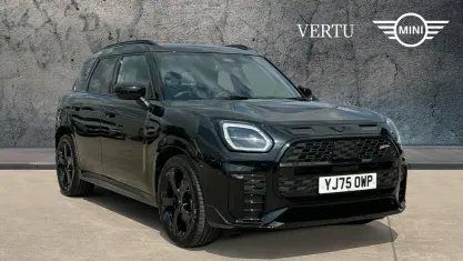 Used Mini Countryman Sport 218 HP (160 kW) 2025 Black SUV