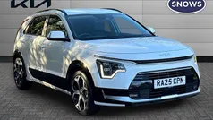 White Used 2025 Kia Niro SUV | £26,995 (Fair price)