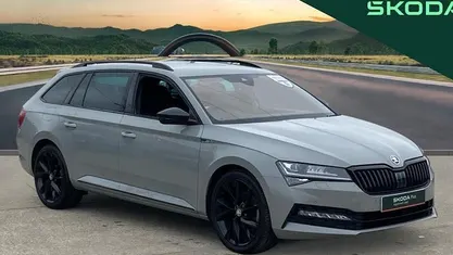 Used Skoda Superb SportlinePlus 190 HP (139 kW) 2023 Grey Estate