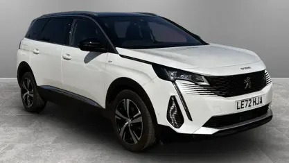 Used Peugeot 5008 GTi 181 HP (133 kW) 2022 White SUV
