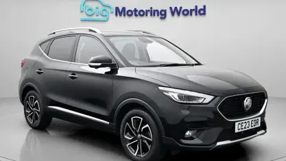 Begagnad MG ZS Exclusive 111 HK (81 kW) 2023 SUV