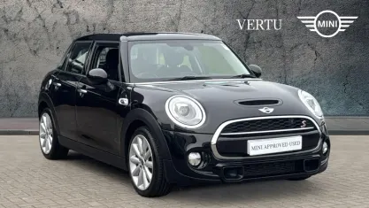 Used Mini Cooper S Hatch 170 HP (125 kW) 2017 Black Hatchback