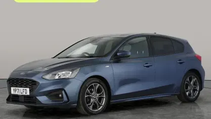 Usado Ford Focus ST-Line 125 HP (91 kW) 2021 Azul Citadino