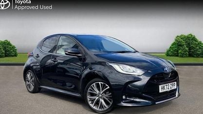 Gebraucht Toyota Yaris Hybrid 116 PS (85 kW) 2023 Schwarz Kleinwagen