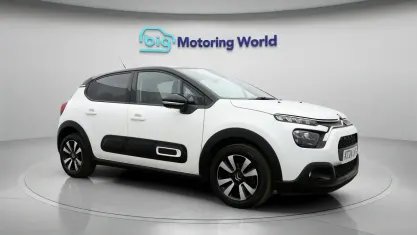 Used Citroën C3 PureTech 83 HP (61 kW) 2024 White Hatchback