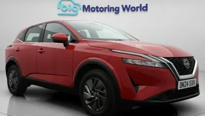 Gebraucht Nissan Qashqai Acenta Premium 140 PS (102 kW) 2023 Rot SUV