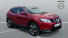 Red Used 2017 Nissan Qashqai N-Connecta SUV | £14,390 (Fair price)