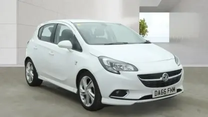 Used Vauxhall Corsa SRi 90 HP (66 kW) 2016 White Hatchback