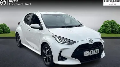 Used Toyota Yaris Hybrid Design 116 HP (85 kW) 2026 Hatchback