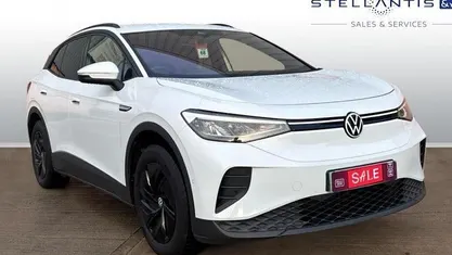 White Used 2022 VW ID.4 Pure SUV | £17,995 (Fair price)