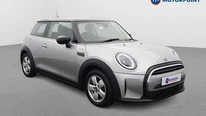 Used Mini Cooper Classic 136 HP (100 kW) 2022 Silver Hatchback