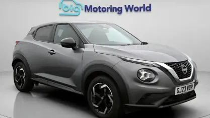 Used Nissan Juke N-Connecta 114 HP (83 kW) 2023 Grey SUV