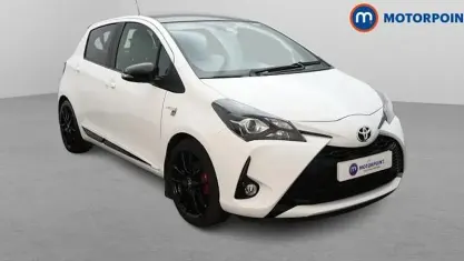 Used Toyota Yaris Hybrid Sport 101 HP (74 kW) 2019 Hatchback