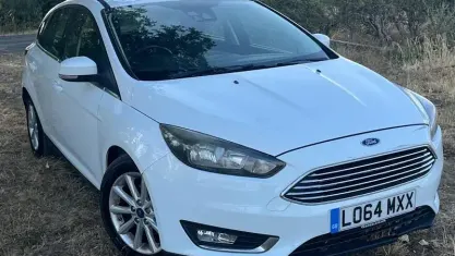 Used Ford Focus Titanium 125 HP (91 kW) 2015 White Hatchback