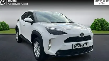 Used Toyota Yaris Cross 116 HP (85 kW) 2025 White SUV