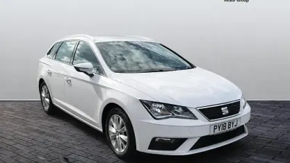 Used Seat Leon Ecomotive 116 HP (85 kW) 2018 White Estate