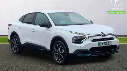 Used Citroën e-C4 Shine 100 kW (136 HP) 2023 White Sedan