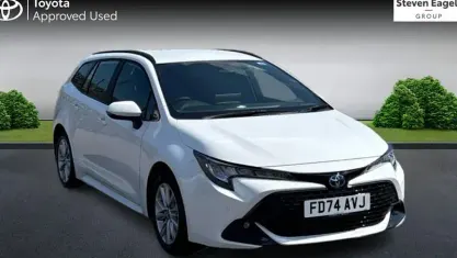 Used Toyota Corolla 140 HP (102 kW) 2024 White Estate