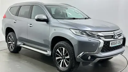 Used Mitsubishi Shogun 187 HP (137 kW) 2018 Grey SUV