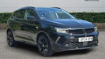 Used Vauxhall Grandland X 224 HP (164 kW) 2024 Black SUV
