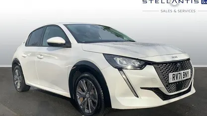 Used 2022 Peugeot e-208 Allure Premium Hatchback | £12,063 (Fair price)