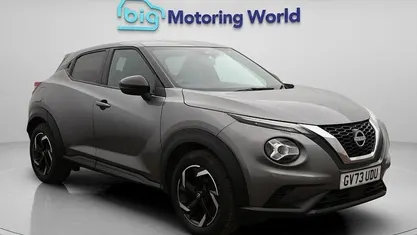 Used Nissan Juke N-Connecta 114 HP (83 kW) 2023 Grey SUV