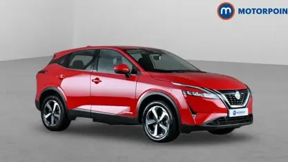 Used Nissan Qashqai Acenta Premium 190 HP (139 kW) 2023 Red SUV