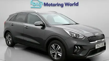 Used Kia Niro 141 HP (103 kW) 2022 Grey SUV