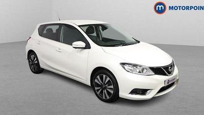 Używany Nissan Pulsar Tekna 116 KM (85 kW) 2017 Biały Hatchback