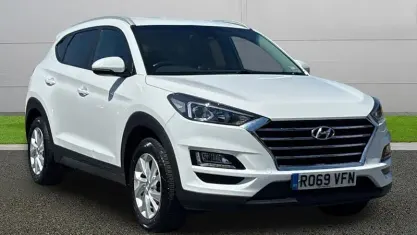 Used Hyundai Tucson SE 132 HP (97 kW) 2019 White SUV