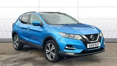 Blue Used 2019 Nissan Qashqai N-Connecta SUV | £13,495 (Fair price)