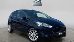 Black Used 2016 Ford Fiesta Titanium Hatchback | £5,990 (Fair price)