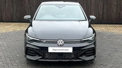 New 2025 VW Golf VIII Black Edition Hatchback | £31,099 (Fair price)