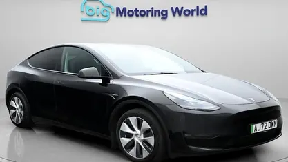 Used Tesla Model Y Long Range AWD 286 kW (389 HP) 2025 SUV