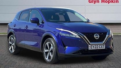 Begagnad Nissan Qashqai N-Connecta 140 HK (102 kW) 2022 Blå SUV
