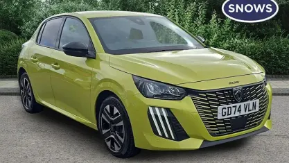 Used Peugeot 208 Allure 101 HP (74 kW) 2025 Yellow Hatchback